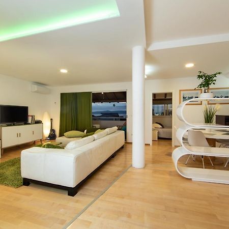 Lux Apartment Tučepi Zewnętrze zdjęcie