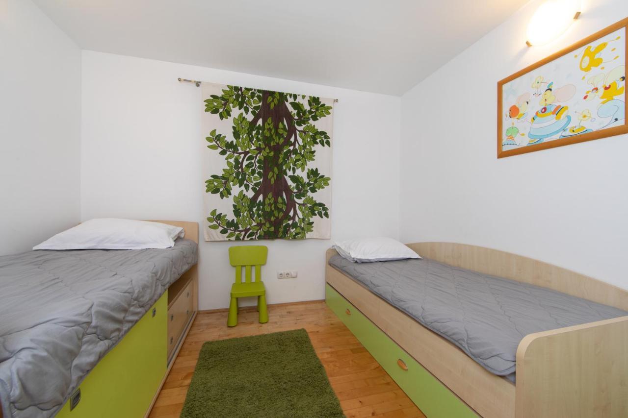 Lux Apartment Tučepi Zewnętrze zdjęcie