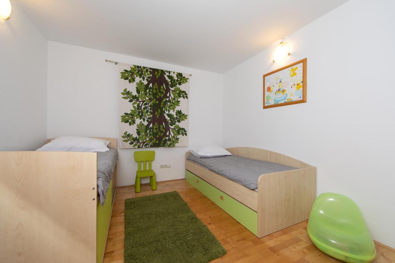 Lux Apartment Tučepi Zewnętrze zdjęcie