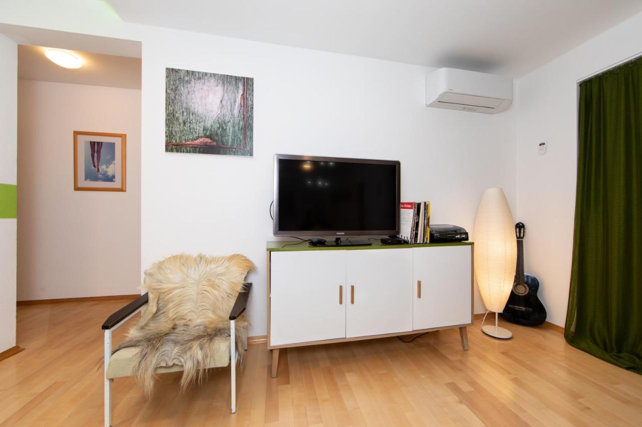 Lux Apartment Tučepi Zewnętrze zdjęcie