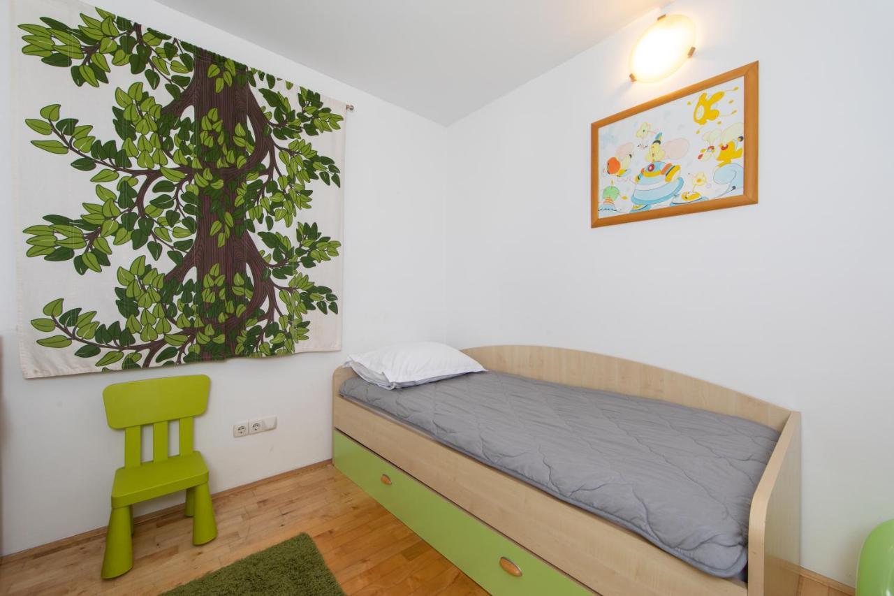 Lux Apartment Tučepi Zewnętrze zdjęcie