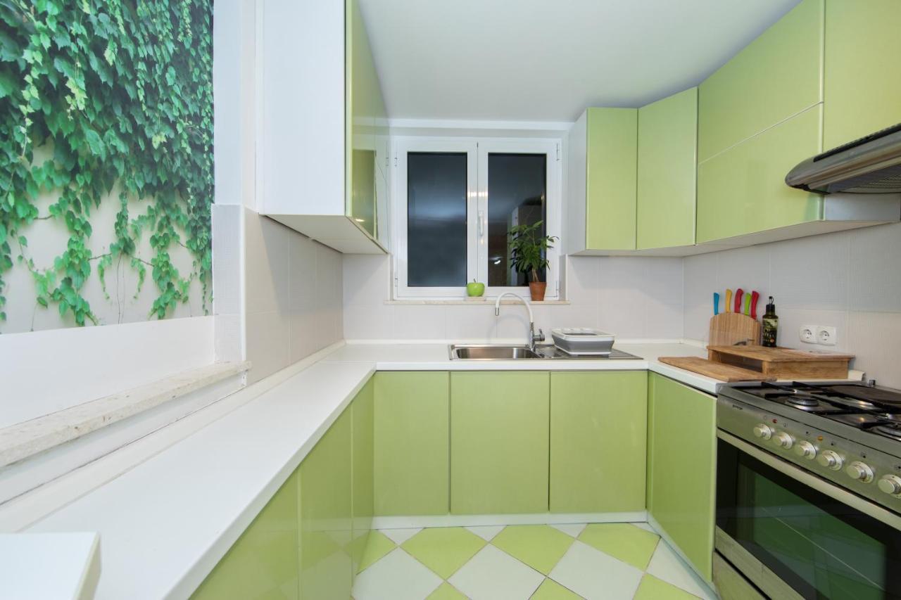 Lux Apartment Tučepi Zewnętrze zdjęcie