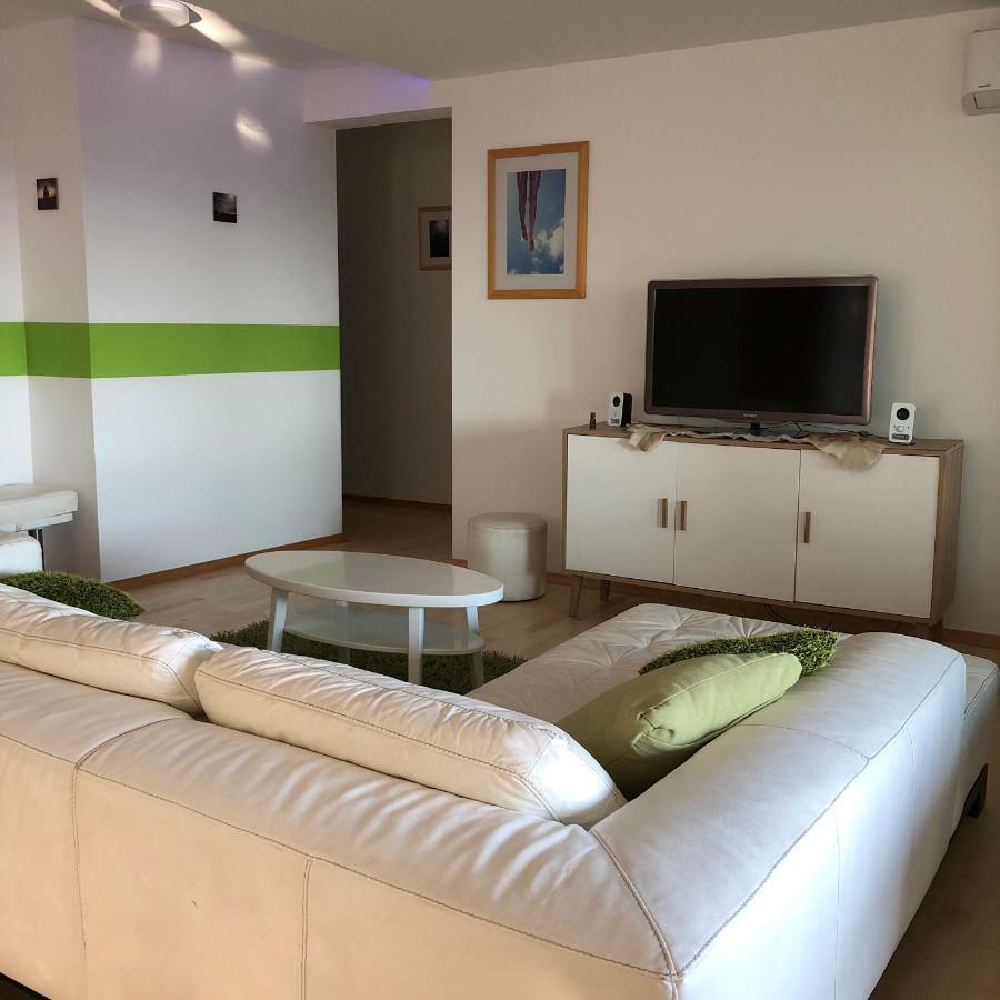 Lux Apartment Tučepi Zewnętrze zdjęcie